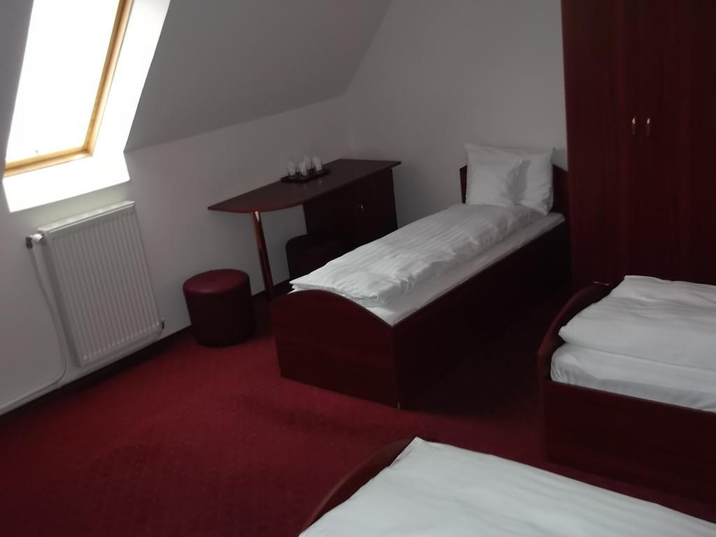 Hotel Melody Satu Mare Room photo